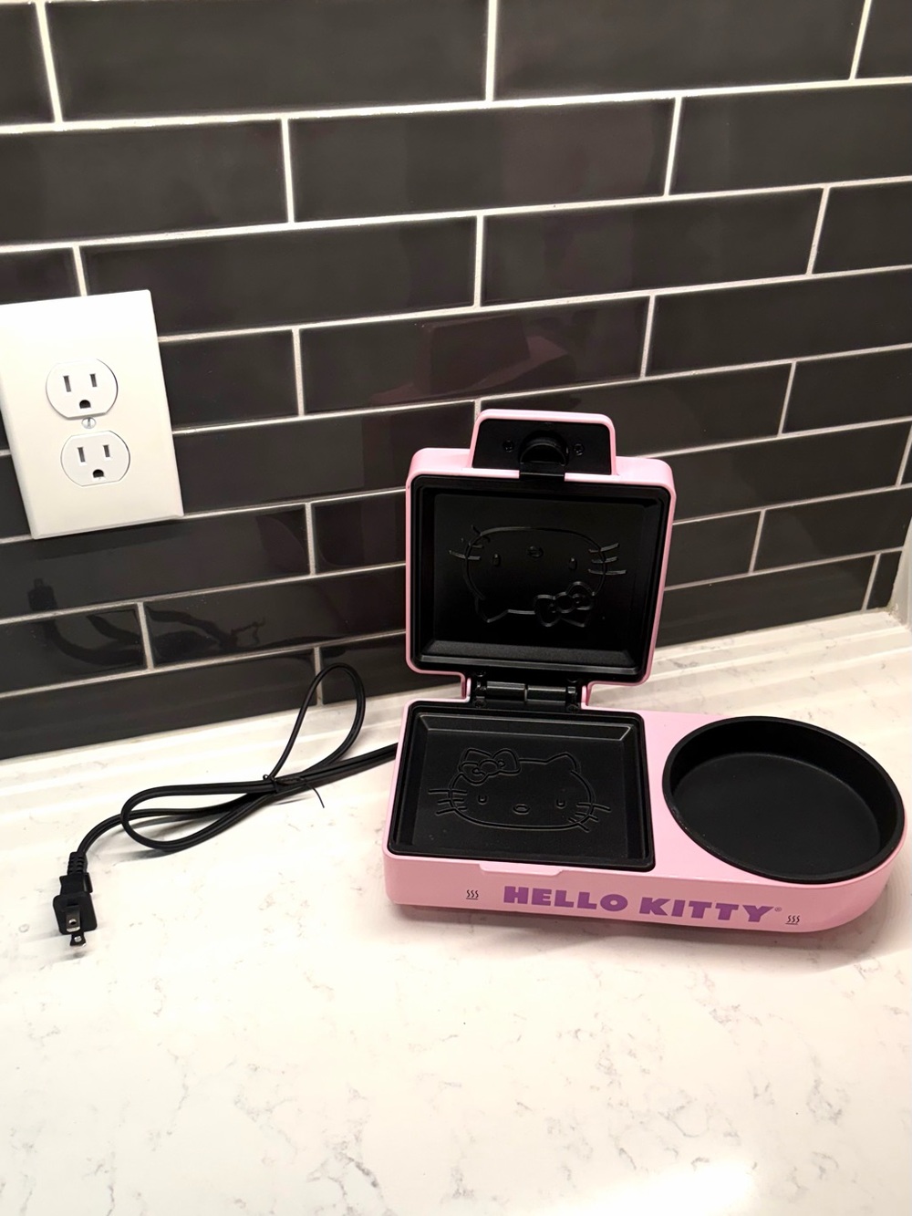 Hello Kitty - Grill & Stove / Soup and Sandwich Maker - Picture 3 of 9